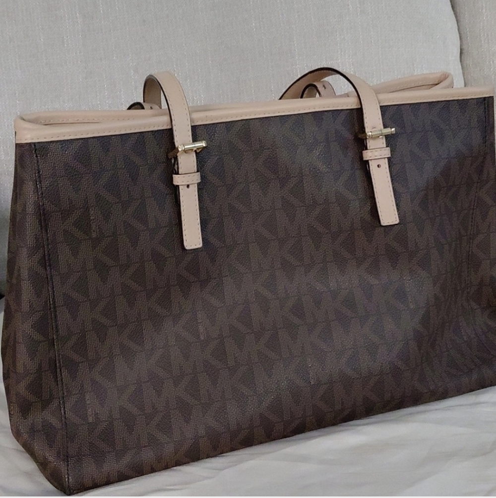 Michael kors Signature Logo Tote - Picture 3 of 16